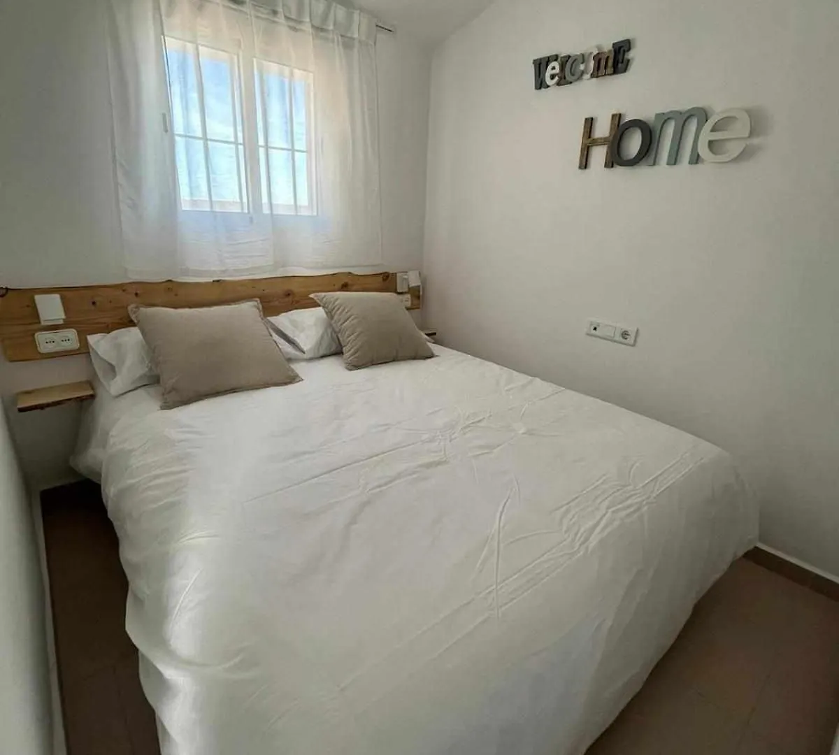 Acogedor Apartamento Con Piscina En Бенальмадена
